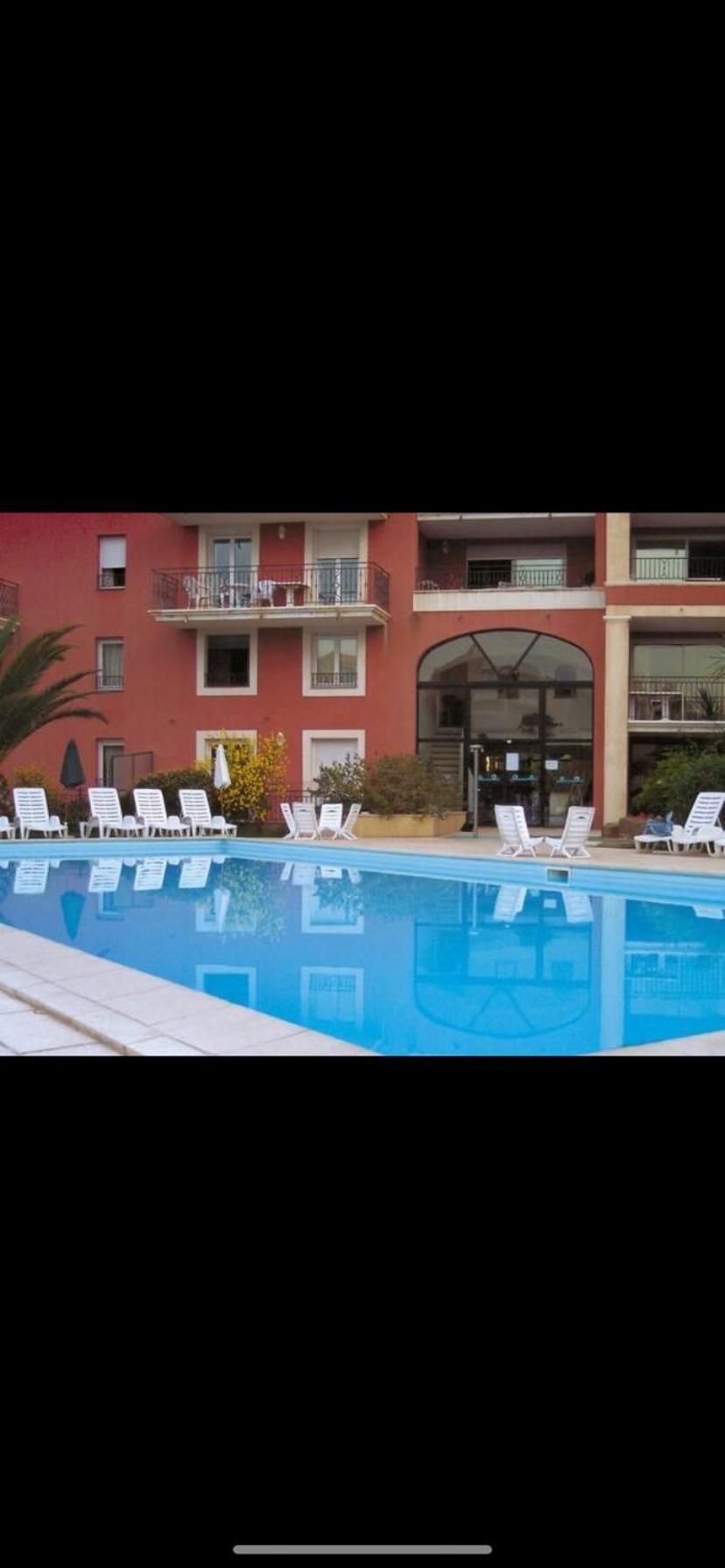 Residence 4 Etoiles Port Marine Sainte-Maxime Buitenkant foto